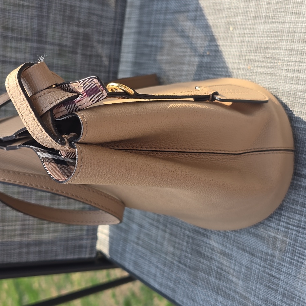 Burberry Haymarket Check Colours Small Lorne Bucket Bag Leather - Picture 10 of 15